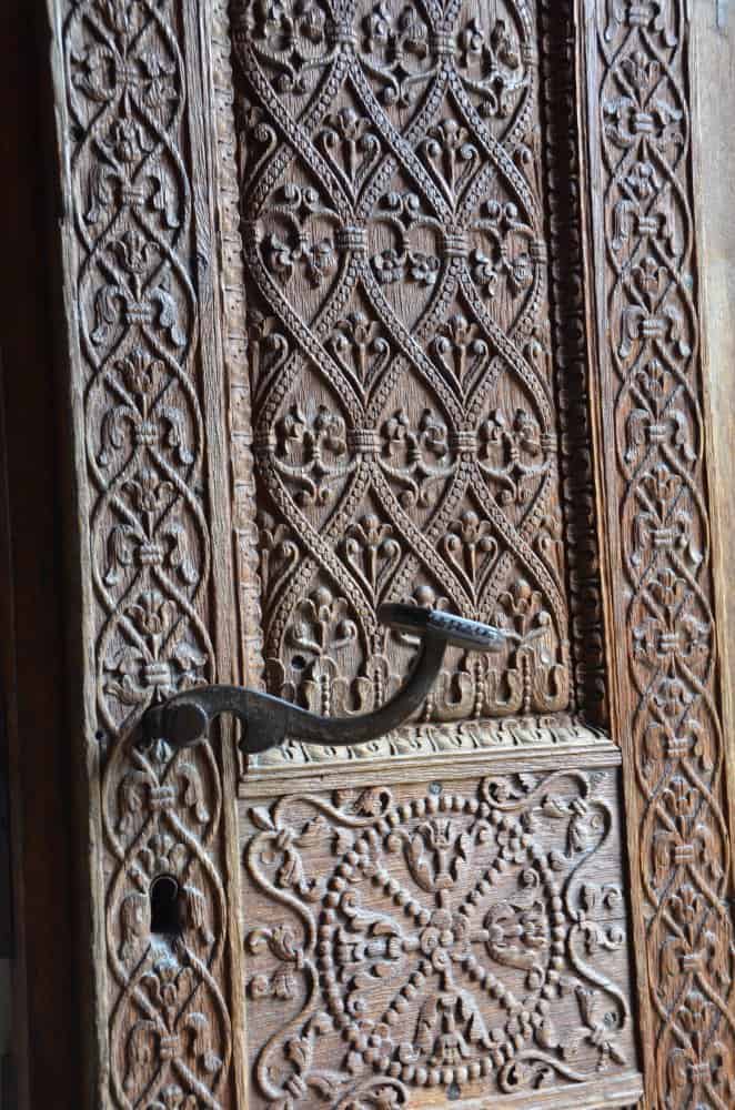 Romania, Horezu – details of door, Apr.2014 (Valcea)