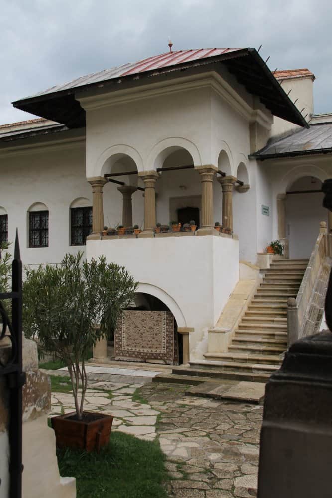 Romania, Horezu – building, Apr.2014 (Valcea)