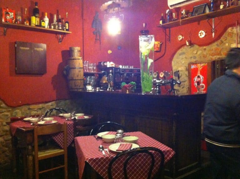 Un ristorante con le sensazioni di una vecchia taverna