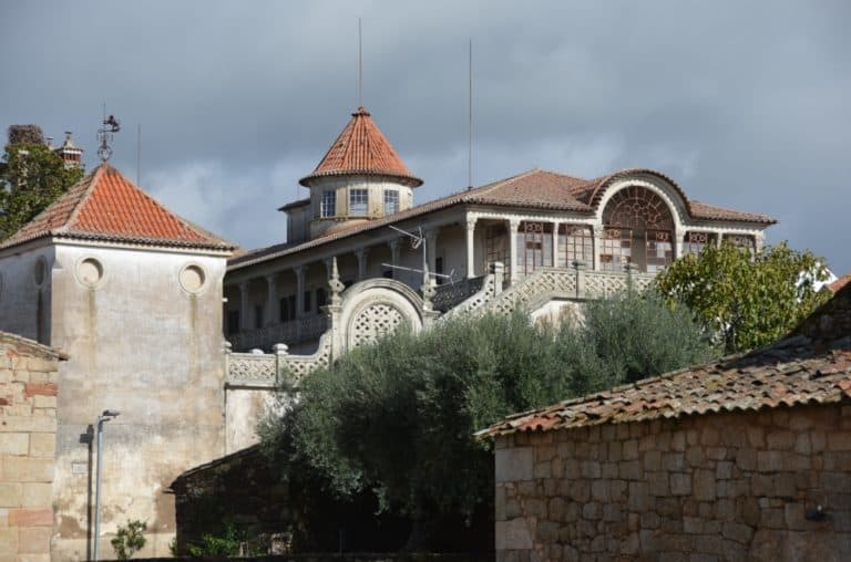 Portogallo, Idanha-a-Velha – casa grandiosa, nov. 2014 (Monsanto)