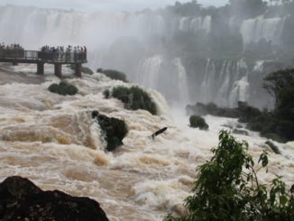 Le possenti cascate di Iguazu