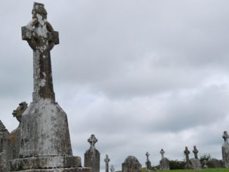 アイルランド、クロンマクノイズ－ケルトの十字架 2011年