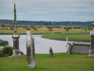 Ireland, Cloamacnoise – celtic cross, 2011