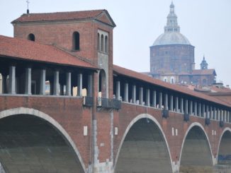 Un ponte in bello stile a Pavia