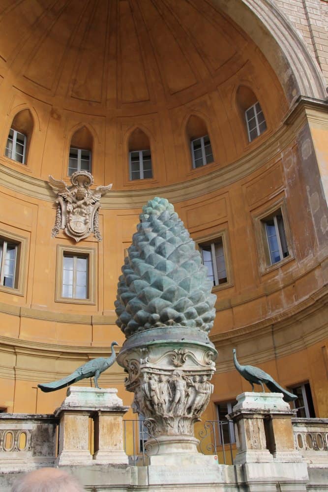 Italy, Rome – Cortile della Pigna, Nov.2013 (Roma)