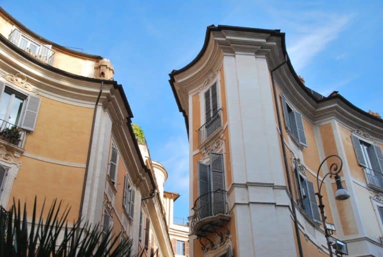 Italy, Rome – interesting shape, Nov.2013 (Rome)