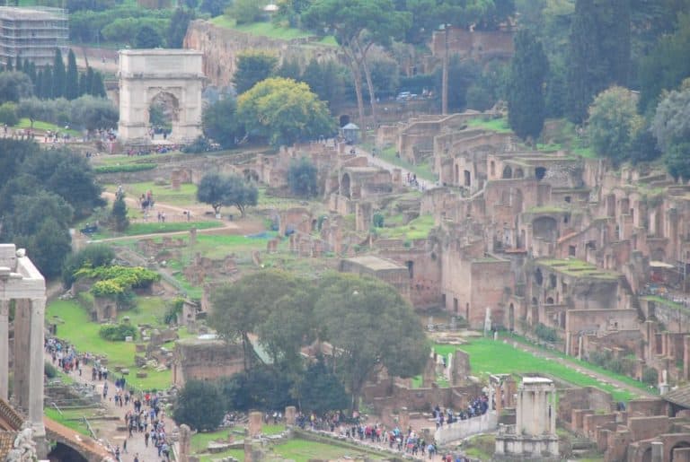 Italy, Rome – people in ruin, Nov.2013 (Rome)