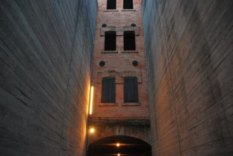 Italy, Trieste – light, windows and walls, Feb. 2014 (Trieste)