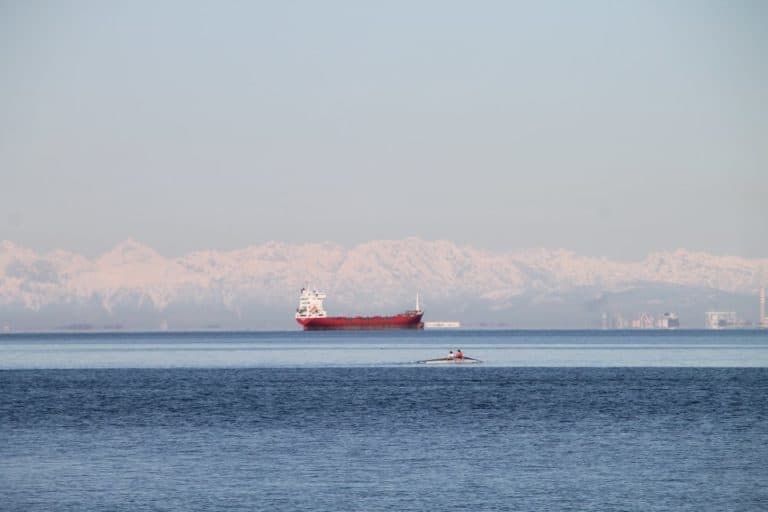 Italy, Trieste – mountains and ship, Feb. 2014 (Trieste)