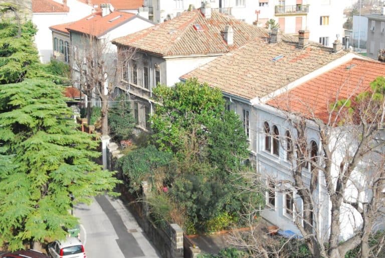 Italy, Trieste – houses, Feb. 2014 (Trieste)