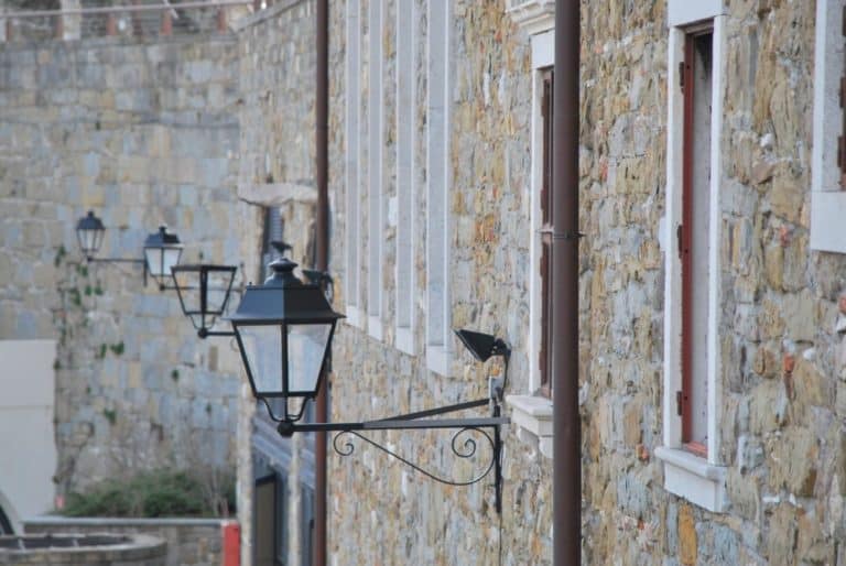 Italy, Trieste – lamps on the wall, Feb. 2014 (Trieste)