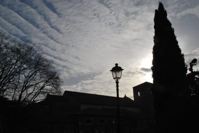 Italy, Trieste – sky and lamp, Feb. 2014 (Trieste)