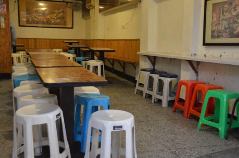 Jiufen – ristorante vuoto, Maggio 2015