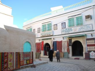 チュニジア、ケルアン－床屋 2008年12月