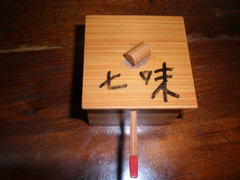 Japan, Kotohira – for chili pepper, Apr. 2013