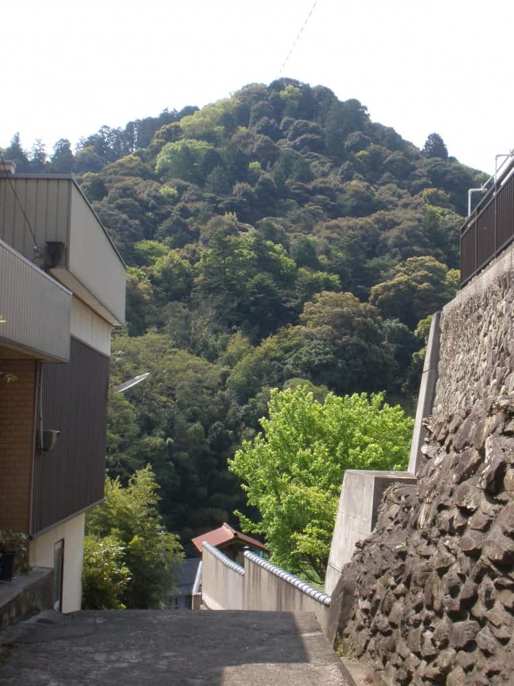 Japan, Kotohira – wonderful foreshortening, Apr. 2013