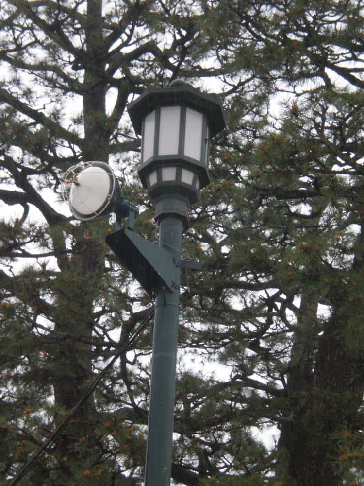 Japan, Kyoto – double lamp, Apr. 2013 (Kyoto)