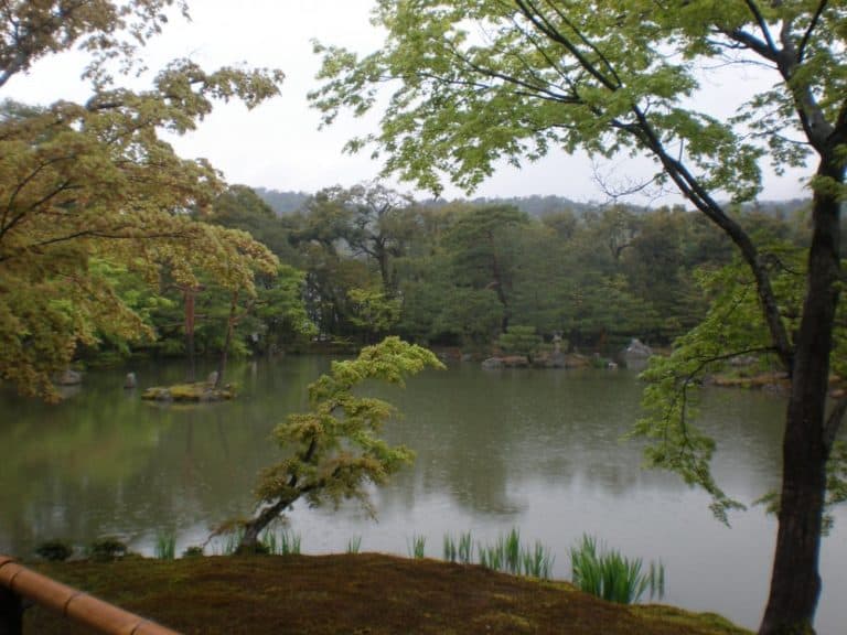 Giappone, Kyoto – riflessi sul lago, aprile 2013 (Kyoto)