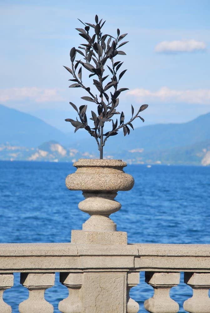 Italia, Lago Maggiore, isola Bella – ringhiera, agosto 2013 (Piemonte)