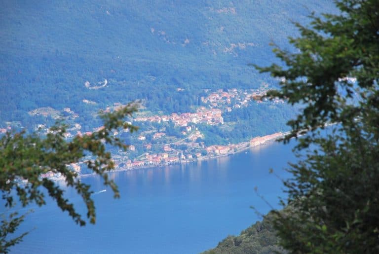 Italia, Lago Maggiore, Laveno – lago incorniciato, agosto 2013 (Piemonte)