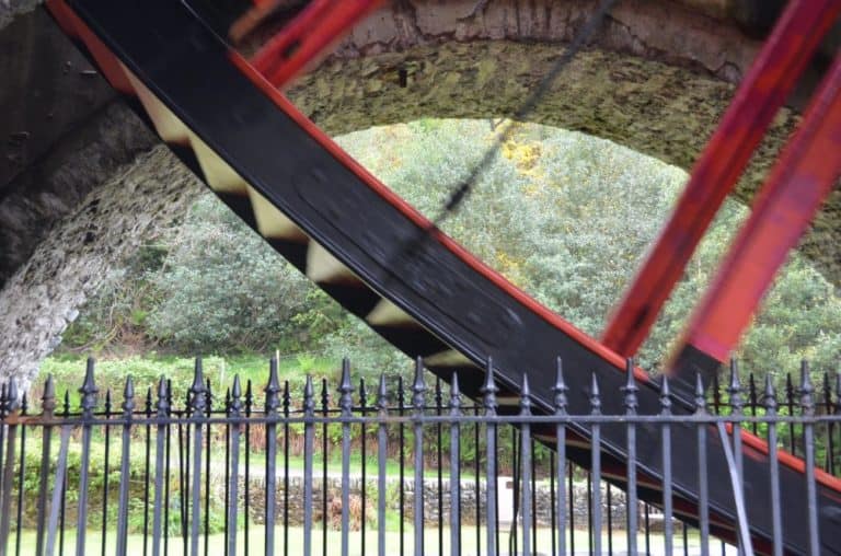 World largest waterwheel