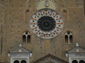 cattedrale-lodi-facciata