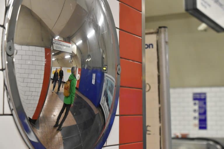 London (16) (ロンドン)