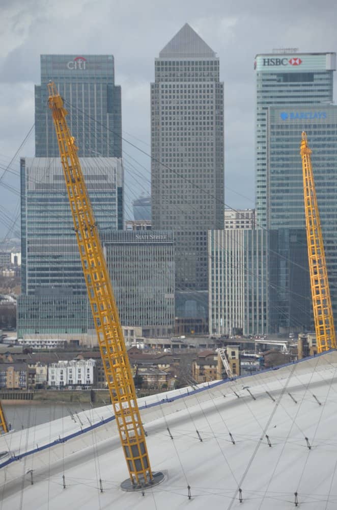 イングランド、ロンドン、エミレーツ－銀行 2014年3月 (ロンドン)