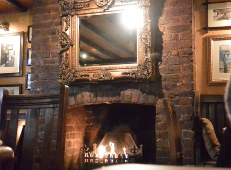 inghilterra, Londra – camino, dic. 2014 (Londra)