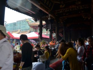 Longshan Temple – praying hands, May 2015