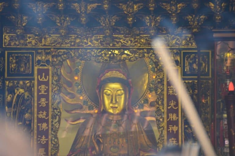 Longshan Temple – figure of god, May 2015 (Taipei)