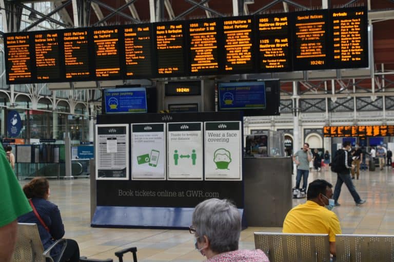 Looe-Paddington-london-train-station