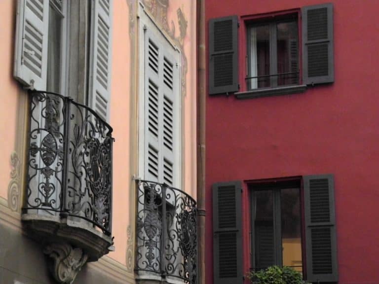 Switzerland, Lugano – red wall, Oct.2014