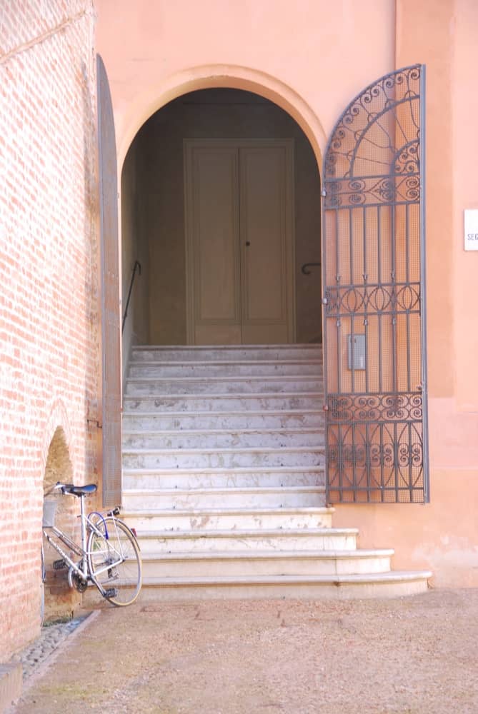 Lugo – staircase and bicycle, Feb.2015 (Emilia-Romaña)