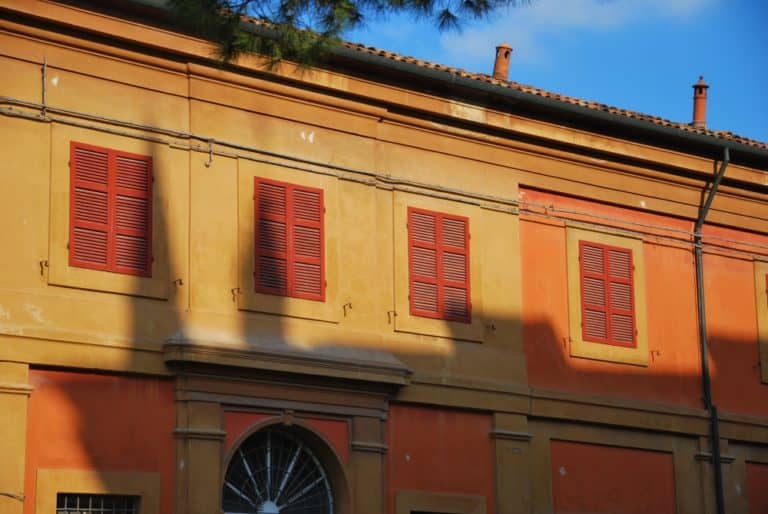 Lugo – shadow of a house, Feb.2015 (Emilia-Romaña)