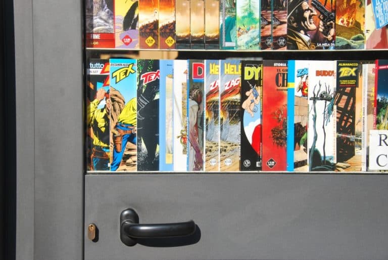 Lugo – door with magazines, Feb.2015 (Emilia-Romaña)