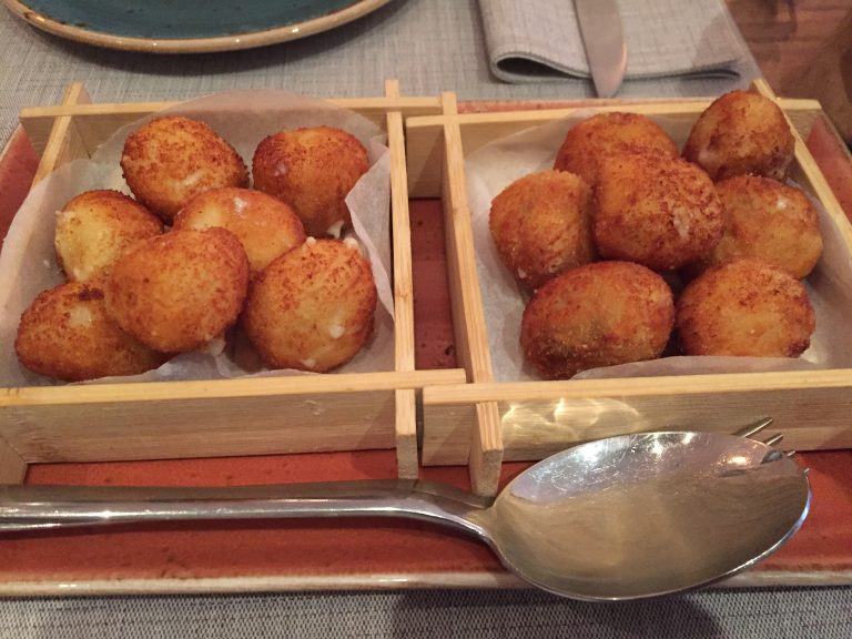 Madrid, Meza3 restaurant – croquettes, Jan.2018 (Madrid)