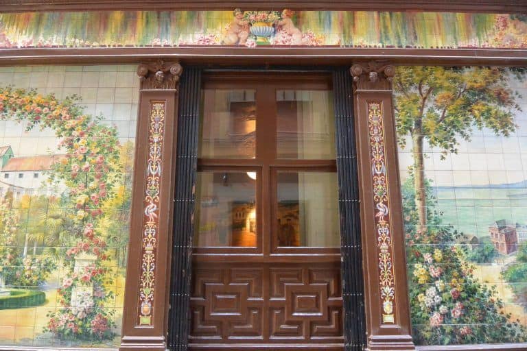 Madrid – door, Jan.2018 (Madrid)