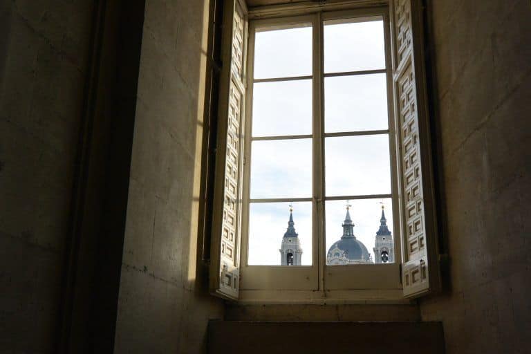 Madrid, Royal Palace – window, Jan.2018 (Madrid)