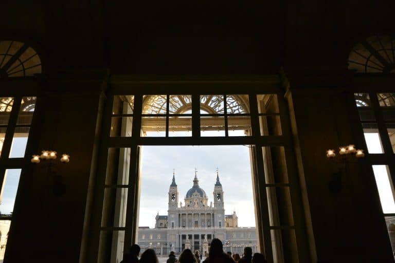 fine-giornata-madrid-uscendo-capitale-spagna-visita