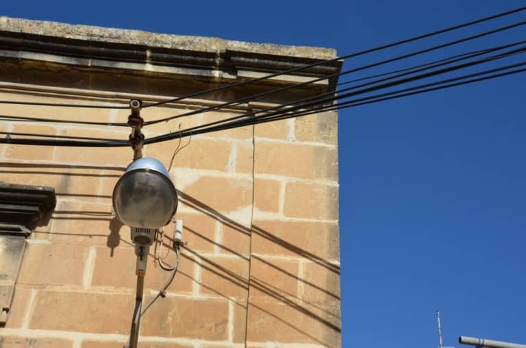 Malta, Gozo – electric wires, Feb. 2013 (Gozo)