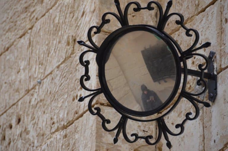 Malta, Mdina – mirror, Feb. 2013 (Mdina)