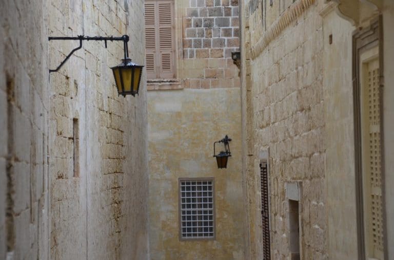 Malta, Mdina – quiet corner, Feb. 2013 (Mdia)