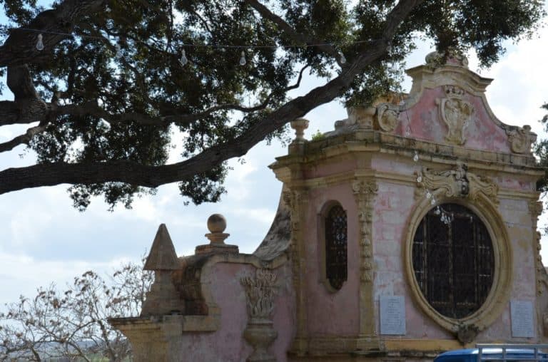 Malta, Mdina – round window, Feb. 2013 (Mdia)