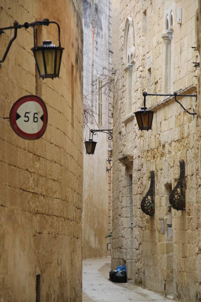 Malta, Mdina – a bend, Feb. 2013 (Mdia)