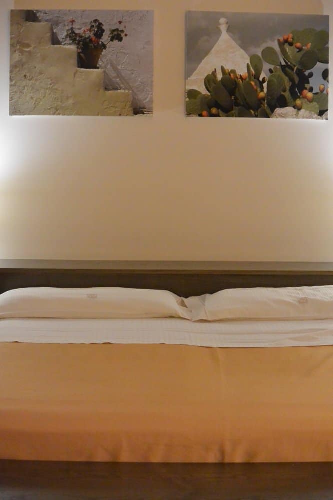 イタリア、マルティーナ・フランカ－ホテルの部屋 2013年11月 (プーリア州)