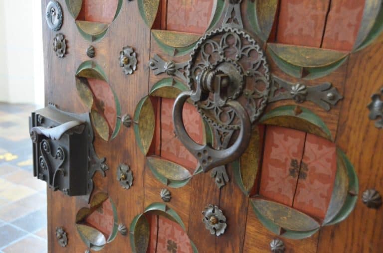 castle – detail of door, Aug.2015 (Meissen)