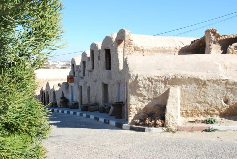 Tunisia, Metameur – side view, Dec. 2008 (Medenine)