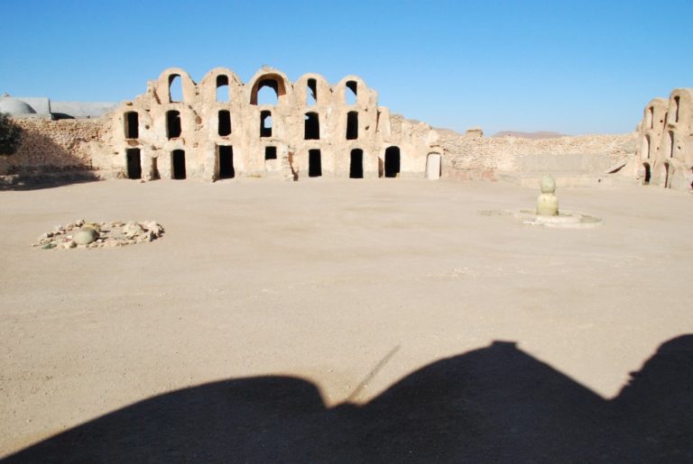 Tunisia, Metameur – shadow, Dec. 2008 (Medenine)
