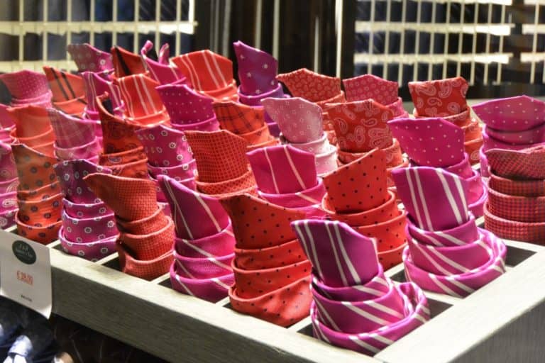 Duomo Square – ties, Oct.2015 (Milan)